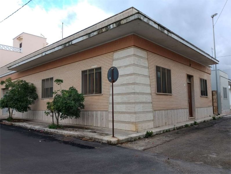 Clicca per ingrandire la foto